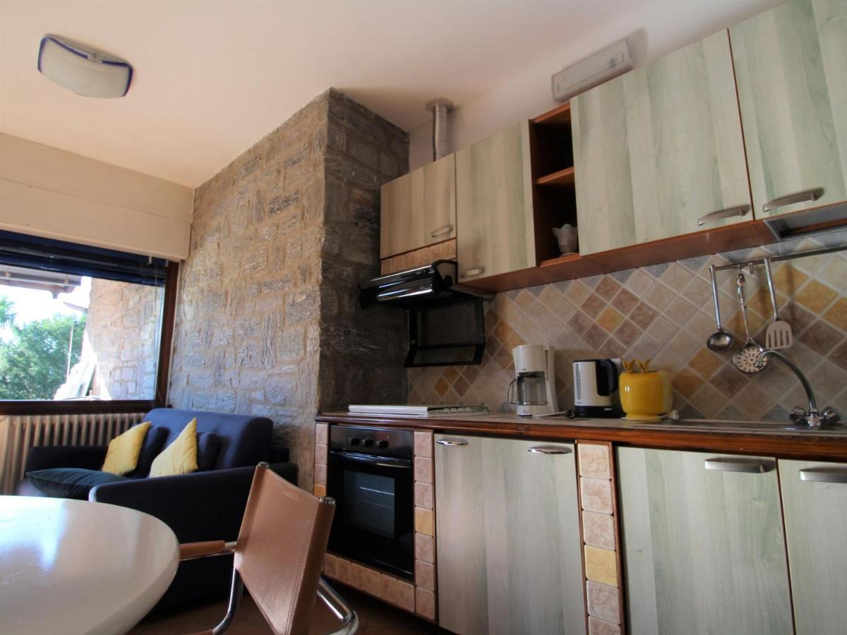 Apartment Residenza Agrifoglio-17 By Interhome Luino Exteriör bild